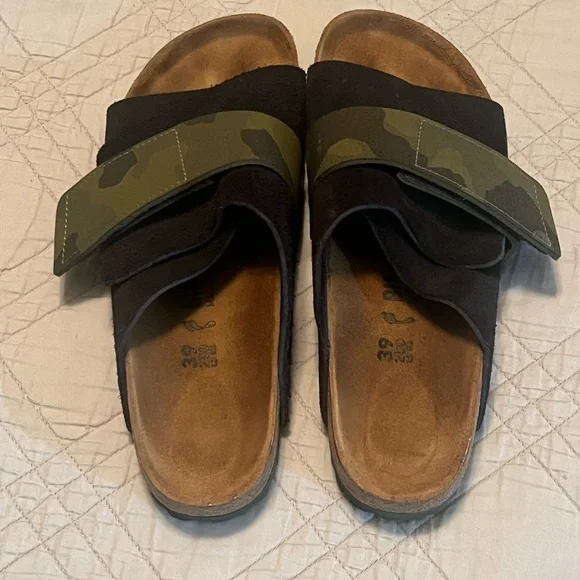 Birkenstock Kyoto Black Suede and Camo Sandals, Euro size 39, M 6, W 8. - Picture 3 of 7